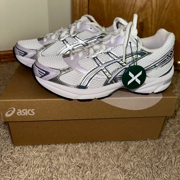 Brand new - Picture 2 of 4